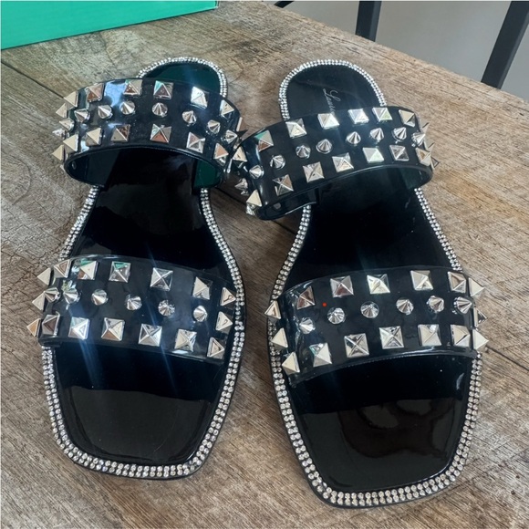 Lauren Lorraine Studly Black Crystal rhinestone Sandals Silver Studs slides - Picture 1 of 7